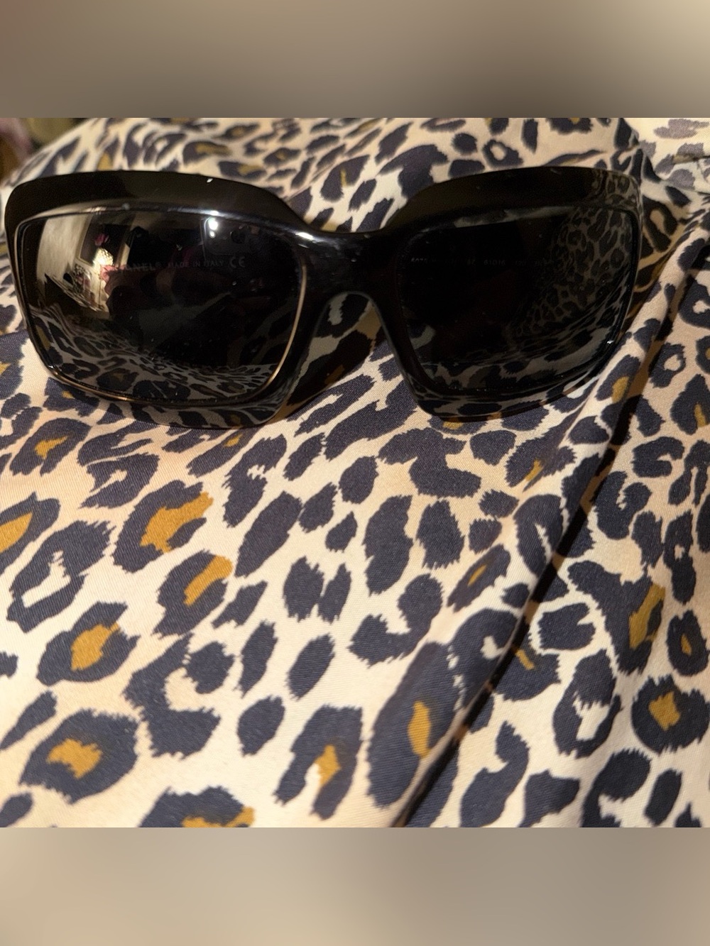 CHANEL Vintage Mother of Pearl Sunglasses 🖤